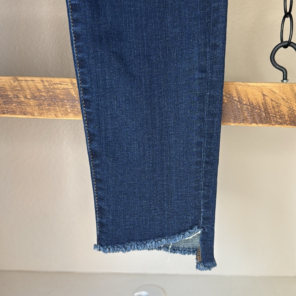 Madison Astor midrise skinny ankle jeans with frayed-hem, size 8/29, dark blue - Picture 8 of 16